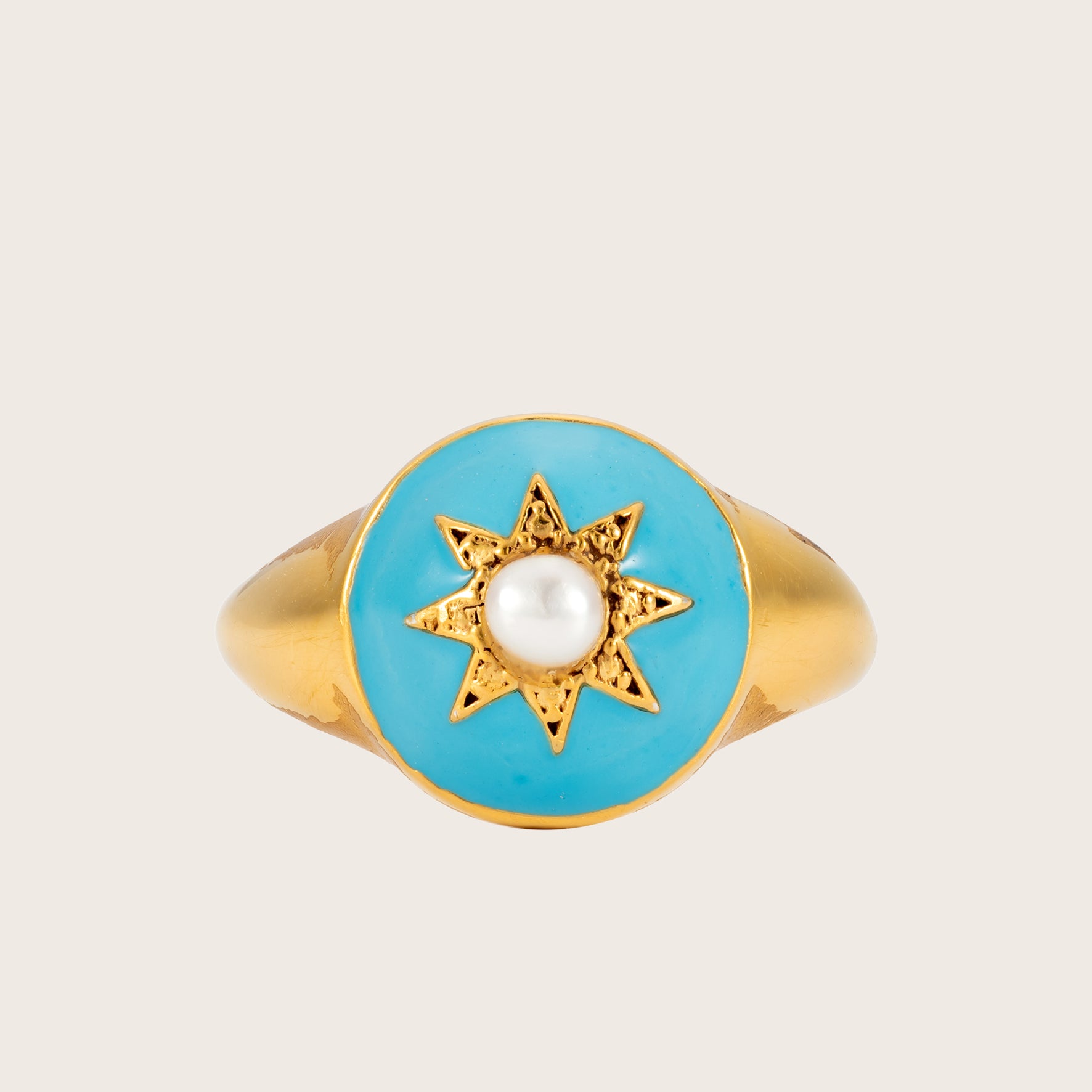 Perla North Star Ring