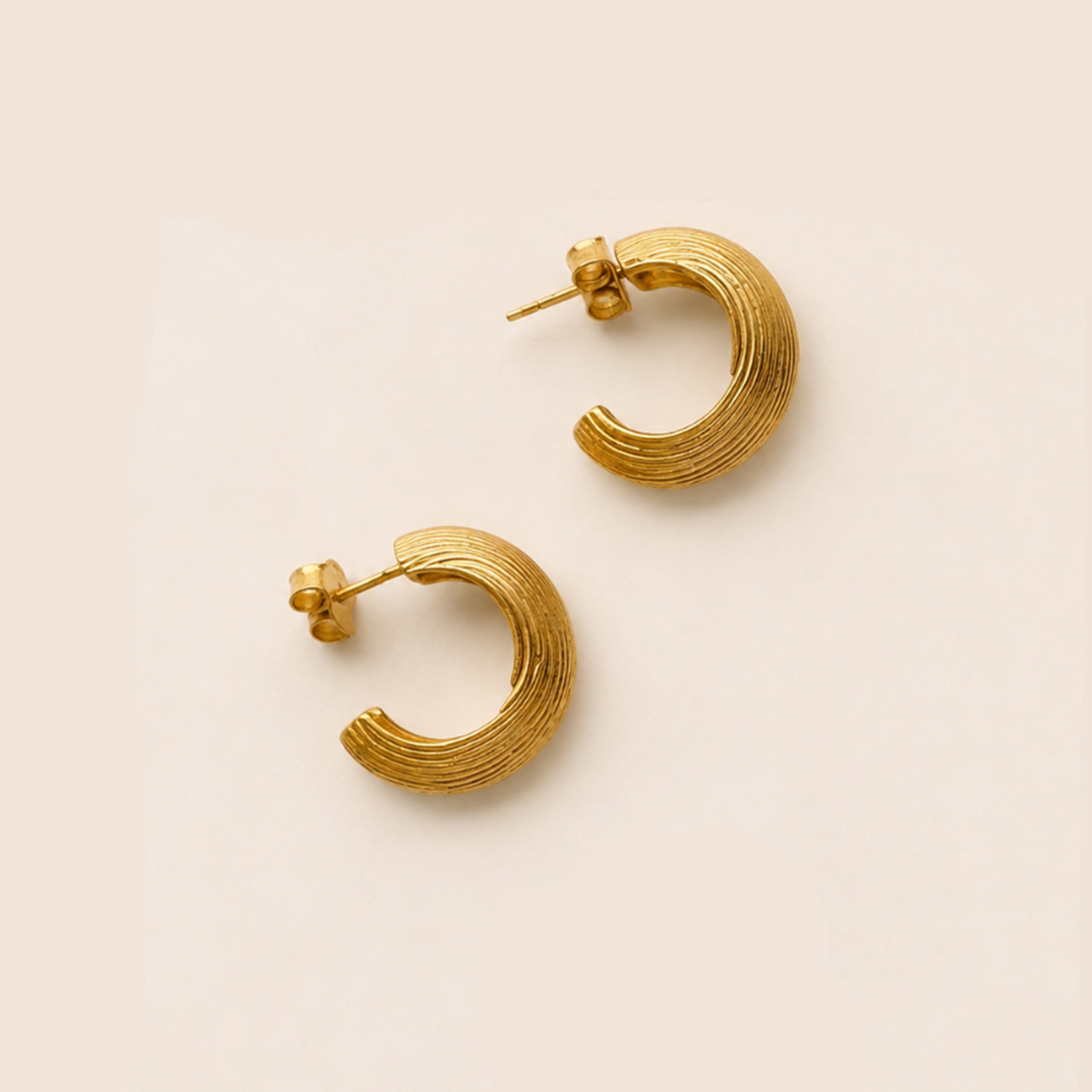 Ridge Earring - Harry Rocks London